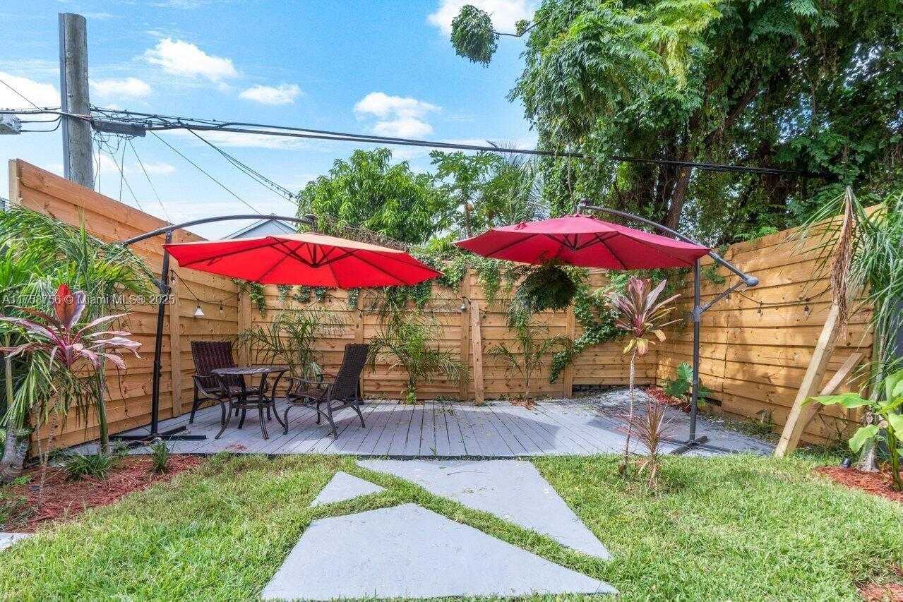 Small Image of 4337 SPRINGFIELD ST, Lake Worth Number 34