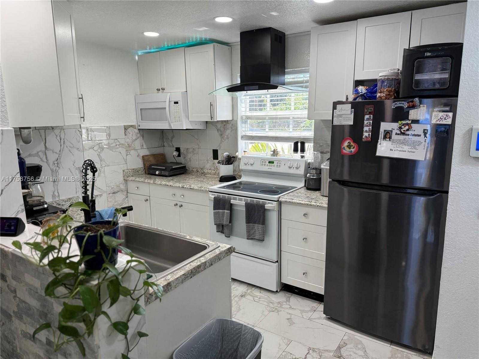 Small Image of 4337 SPRINGFIELD ST, Lake Worth Number 5