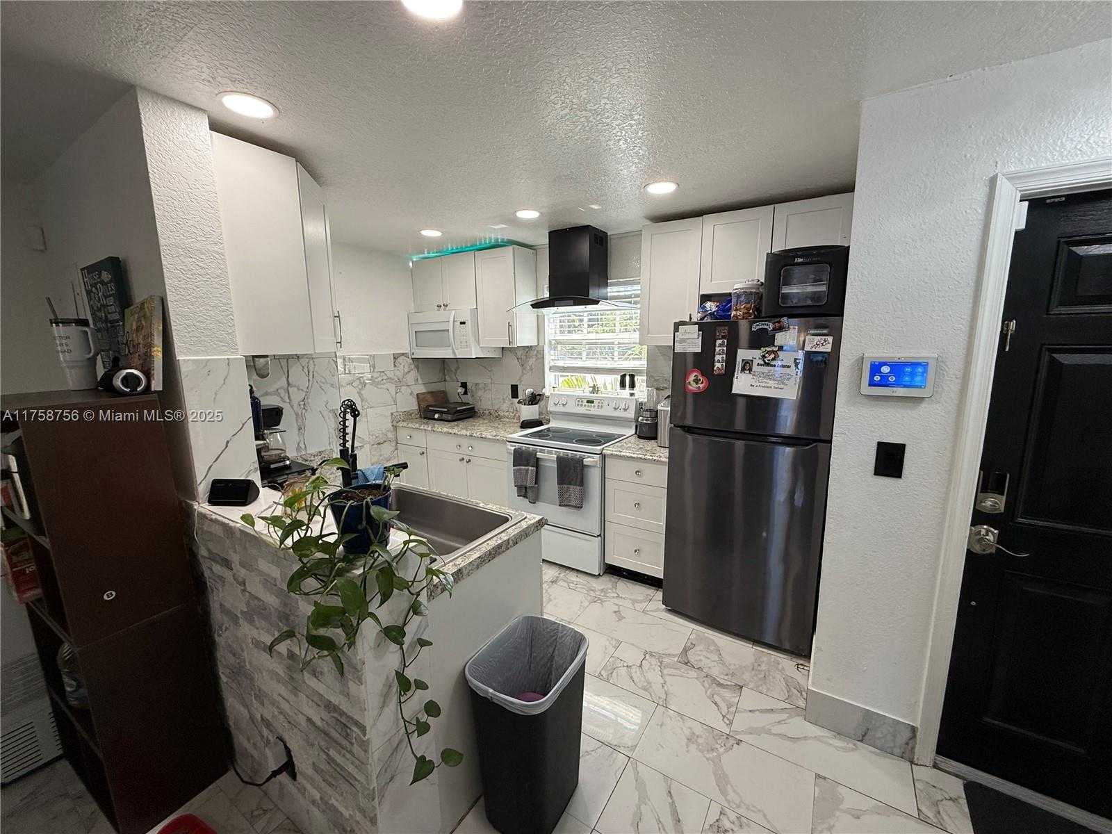 Small Image of 4337 SPRINGFIELD ST, Lake Worth Number 7