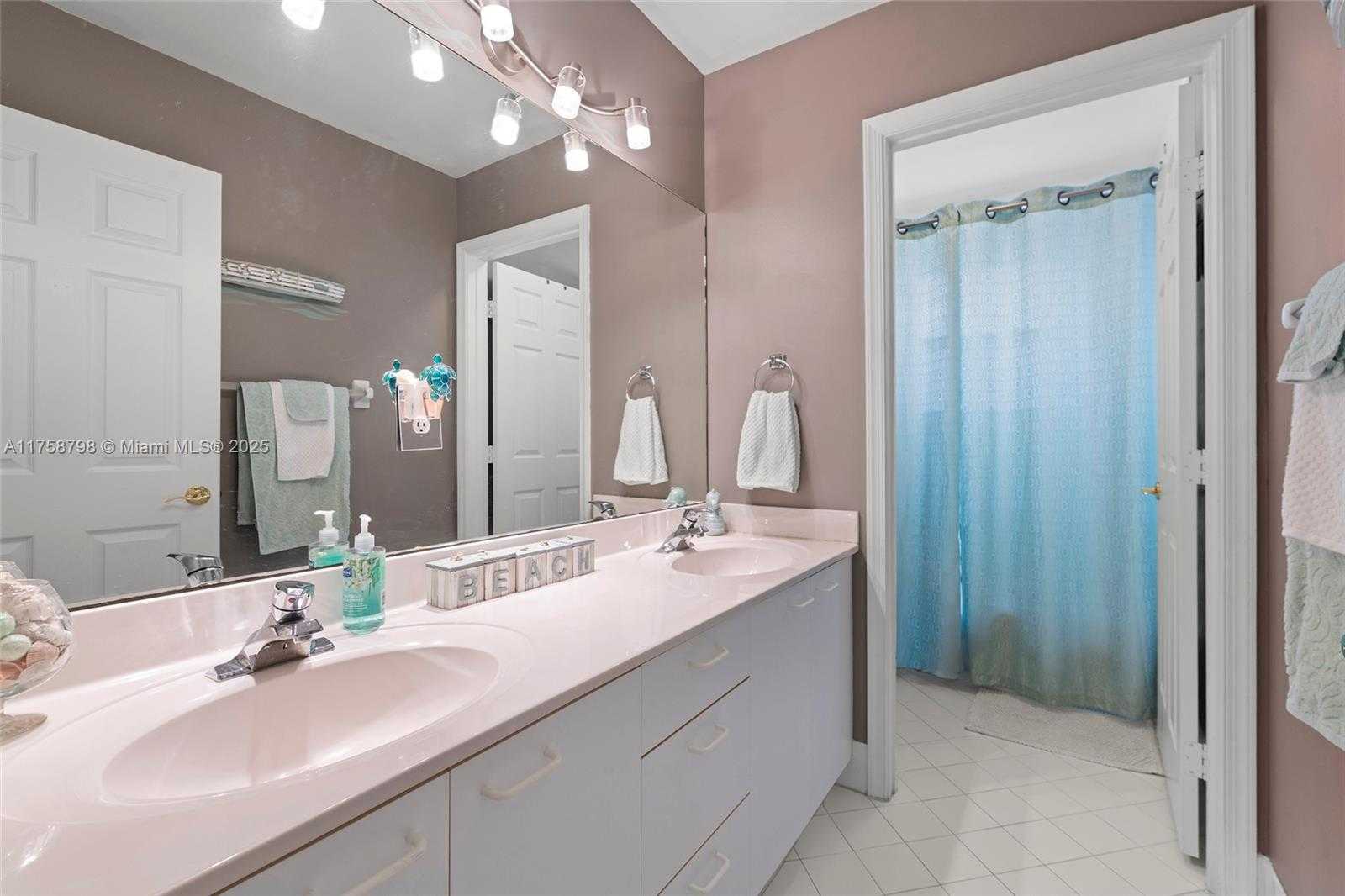 Small Image of 5008 SOUTH WEST 168TH AVE, Miramar Number 42
