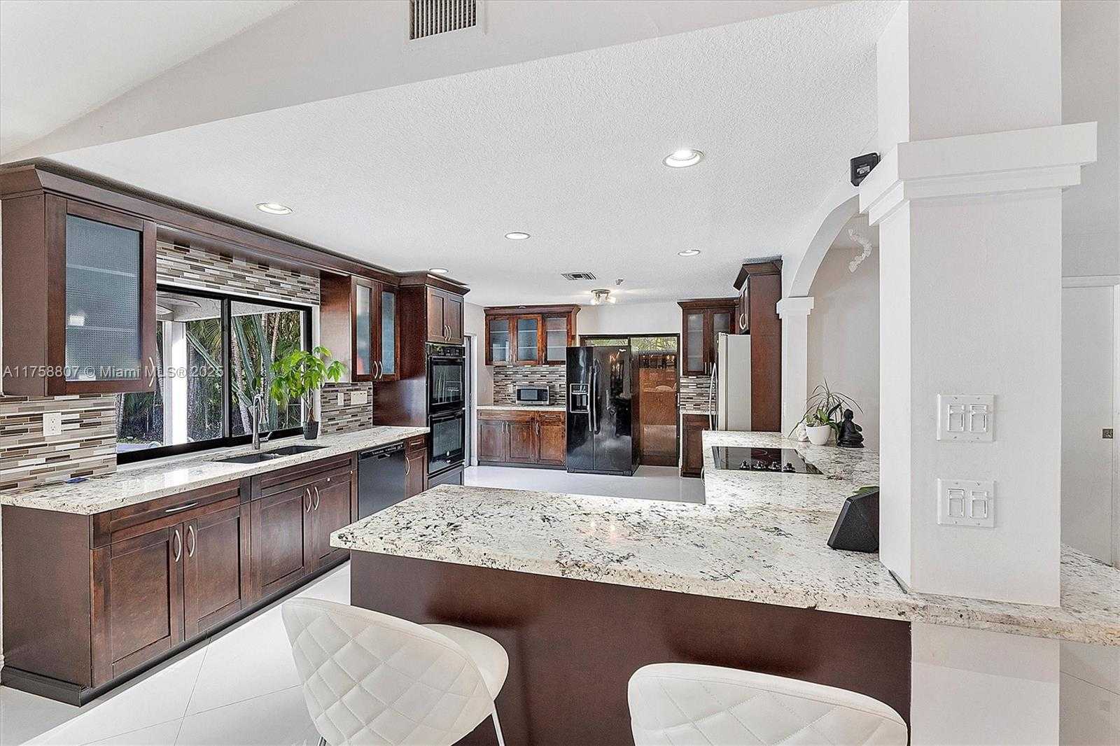 Small Image of 11085 NORTH WEST 15TH ST, Coral Springs Number 15