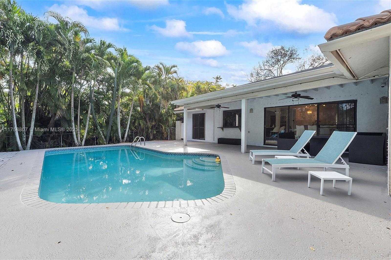 Small Image of 11085 NORTH WEST 15TH ST, Coral Springs Number 37