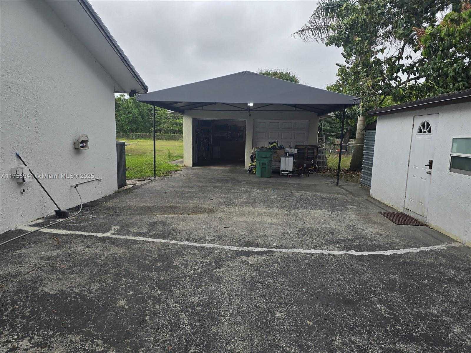 Small Image of 17890 SOUTH WEST 264TH ST, Homestead Number 10