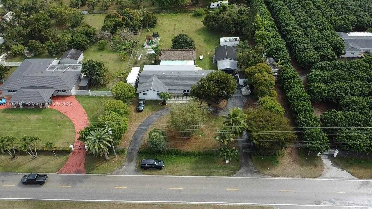 Small Image of 17890 SOUTH WEST 264TH ST, Homestead Number 4