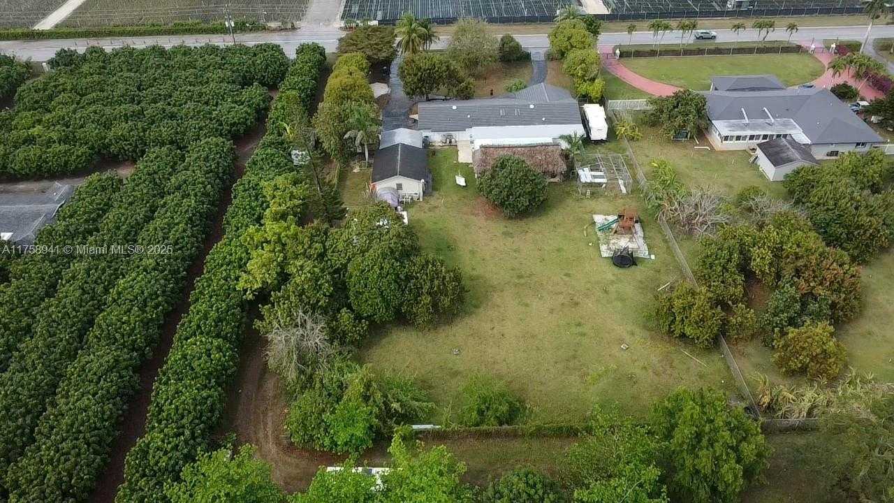 Small Image of 17890 SOUTH WEST 264TH ST, Homestead Number 5
