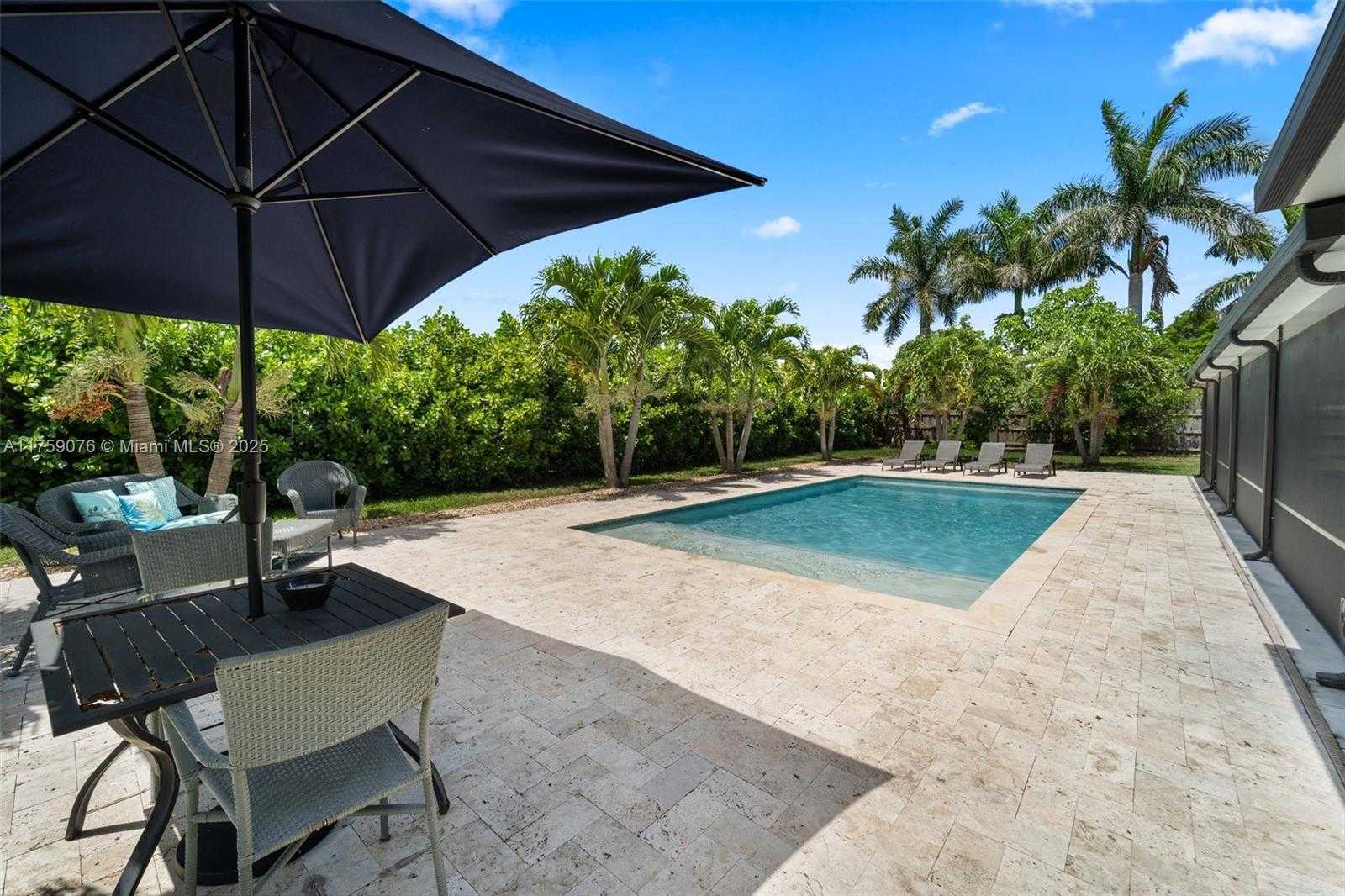 Small Image of 20438 SOUTH WEST 327TH ST, Homestead Number 25