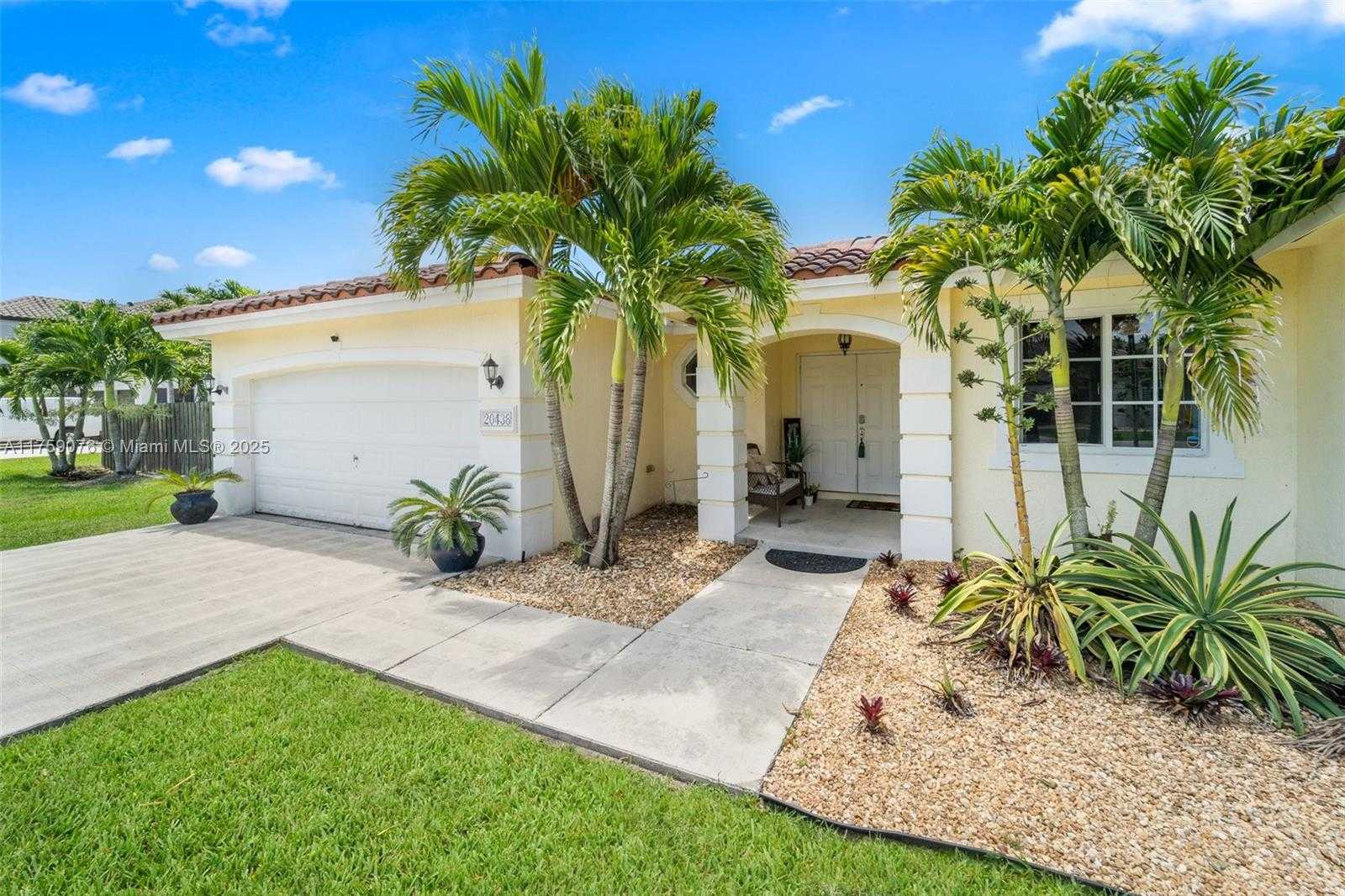 Small Image of 20438 SOUTH WEST 327TH ST, Homestead Number 3