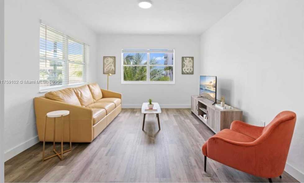 Small Image of 7836 NORTH EAST BAYSHORE CT, Miami Number 19