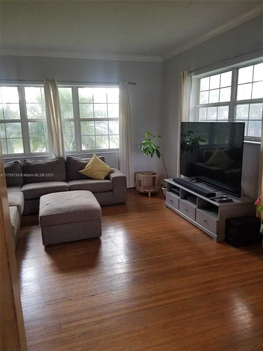 Small Image of 29841 SOUTH WEST 172ND CT, Homestead Number 3