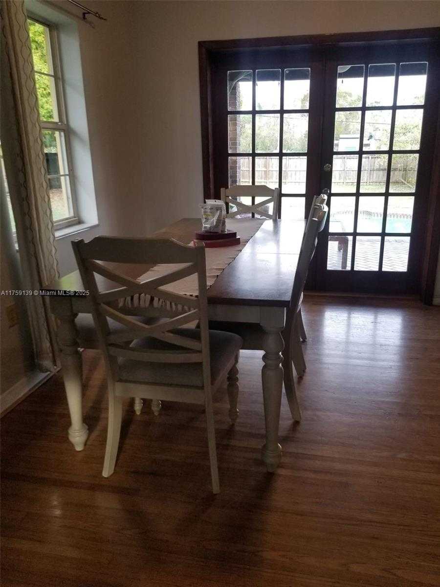 Small Image of 29841 SOUTH WEST 172ND CT, Homestead Number 4