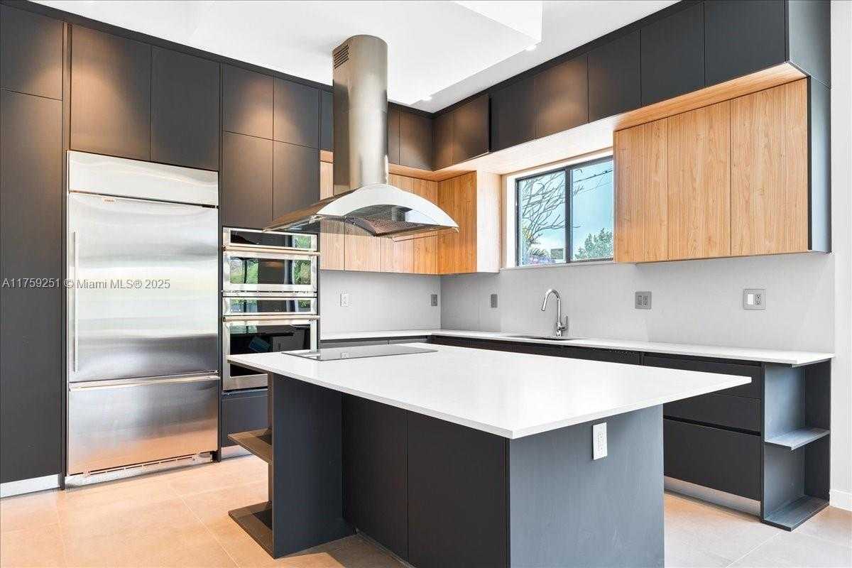Small Image of 21320 NORTH EAST 26TH AVE, Miami Number 12