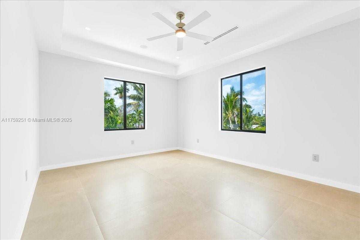 Small Image of 21320 NORTH EAST 26TH AVE, Miami Number 19