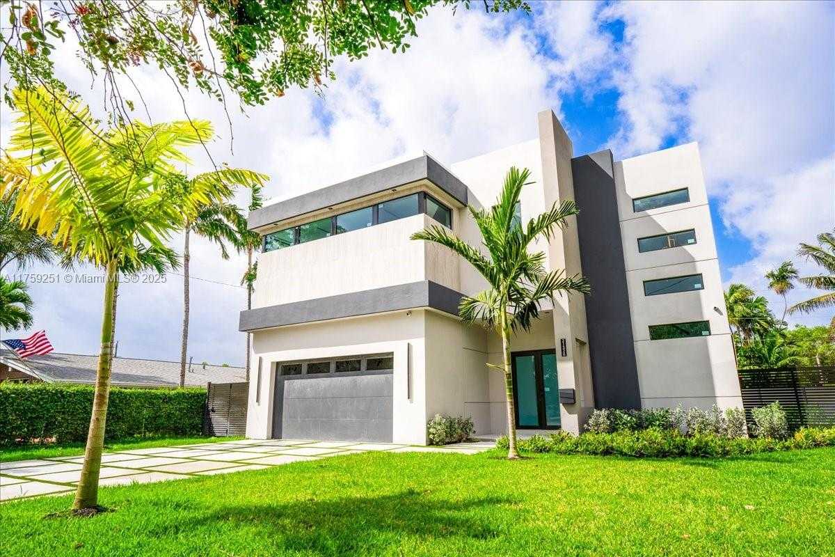 Small Image of 21320 NORTH EAST 26TH AVE, Miami Number 2