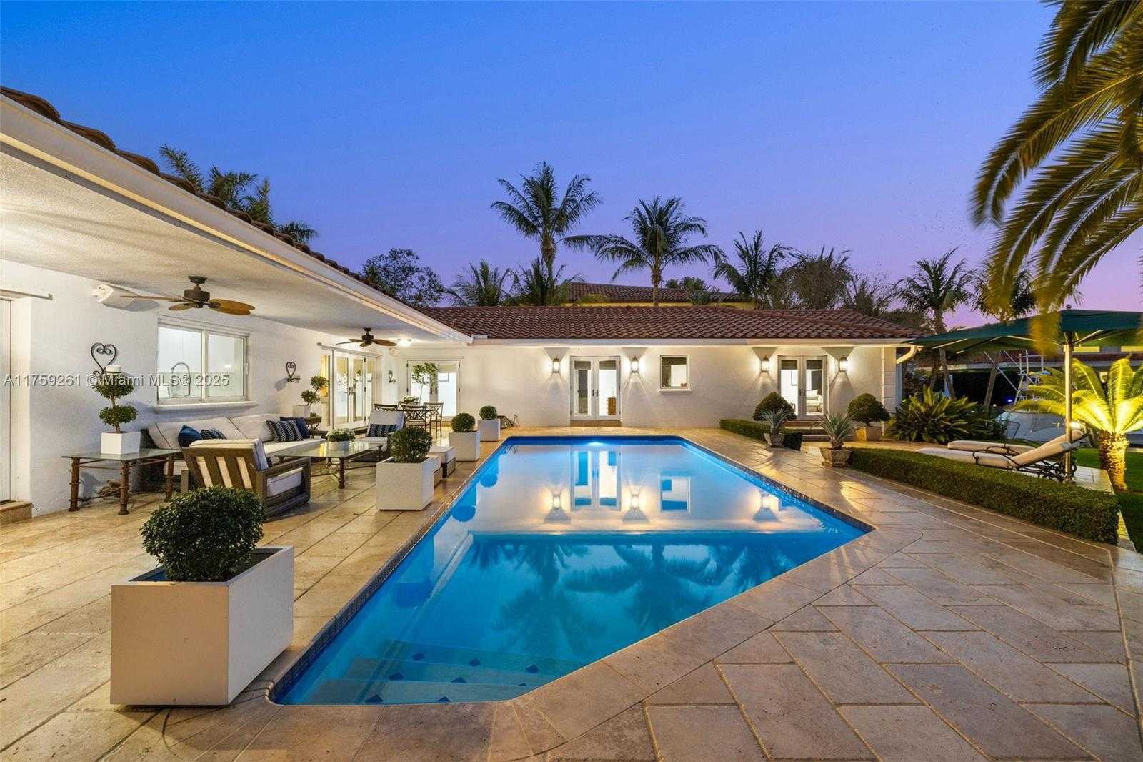 Small Image of 1117 BELLA VISTA AVE, Coral Gables Number 11