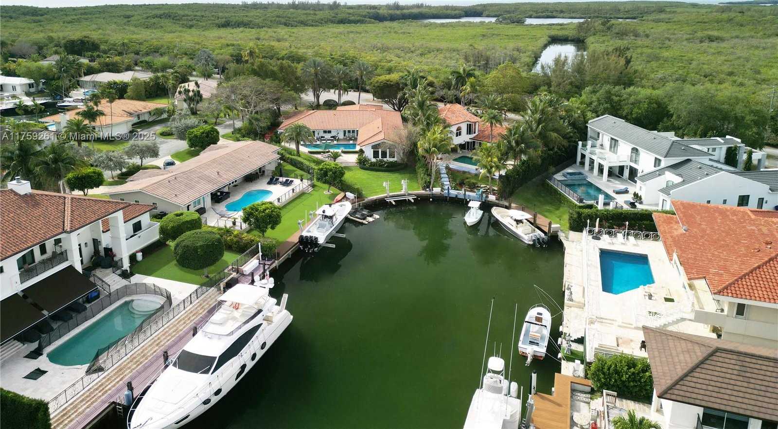 Small Image of 1117 BELLA VISTA AVE, Coral Gables Number 13