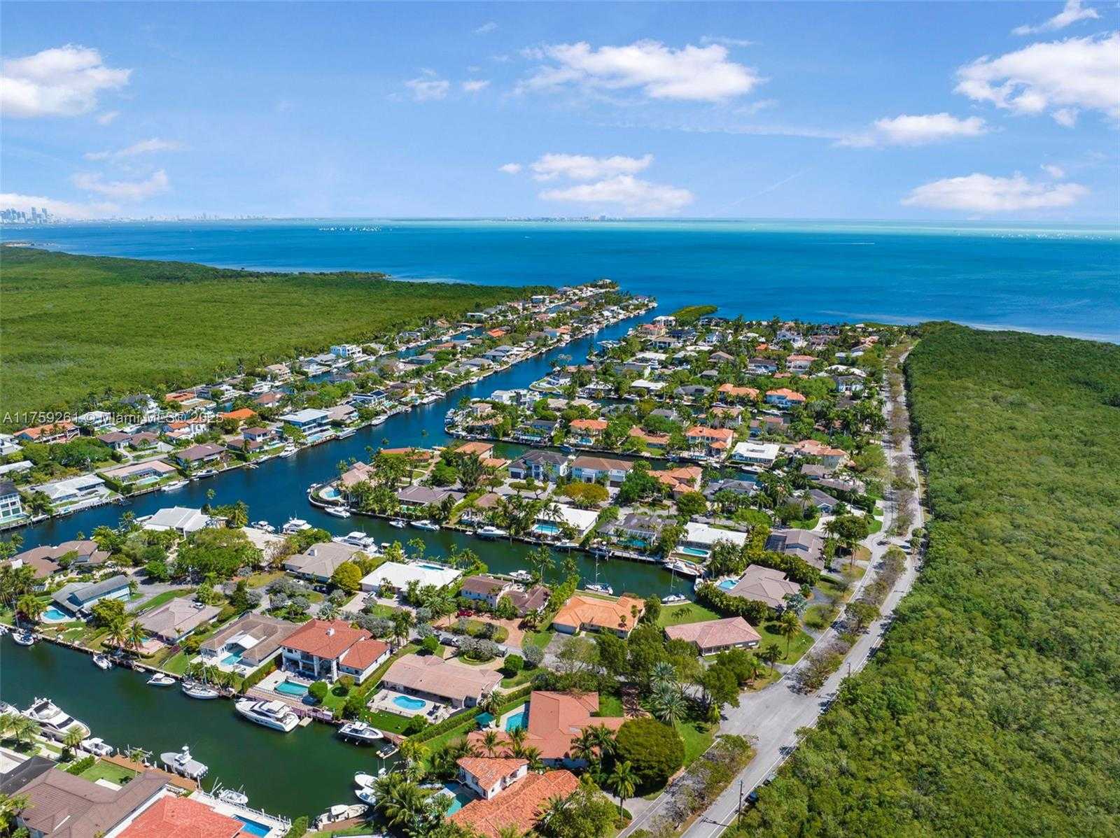 Small Image of 1117 BELLA VISTA AVE, Coral Gables Number 30