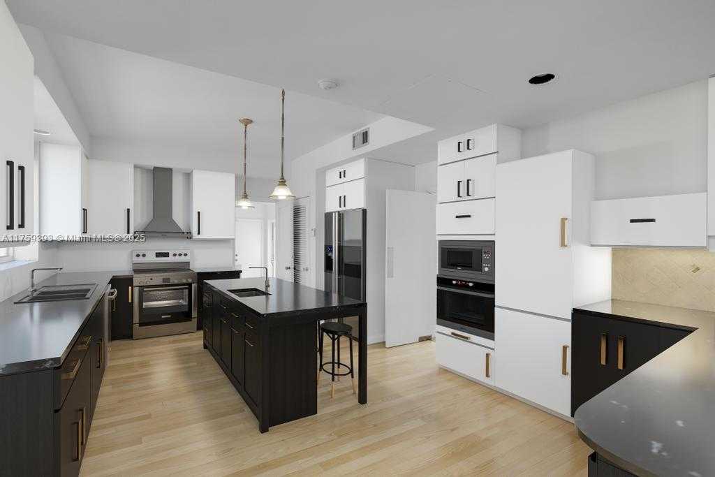 Small Image of 5861 LA GORCE DR, Miami Beach Number 20