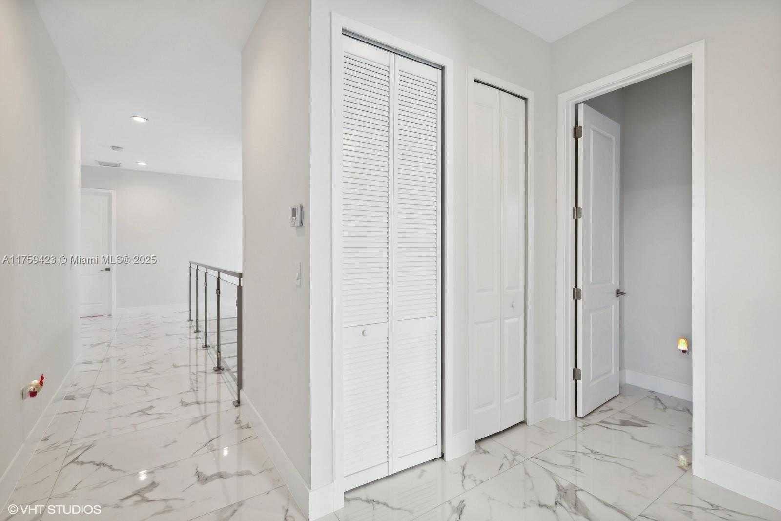 Small Image of 13331 SOUTH WEST 41ST ST, Miami Number 12