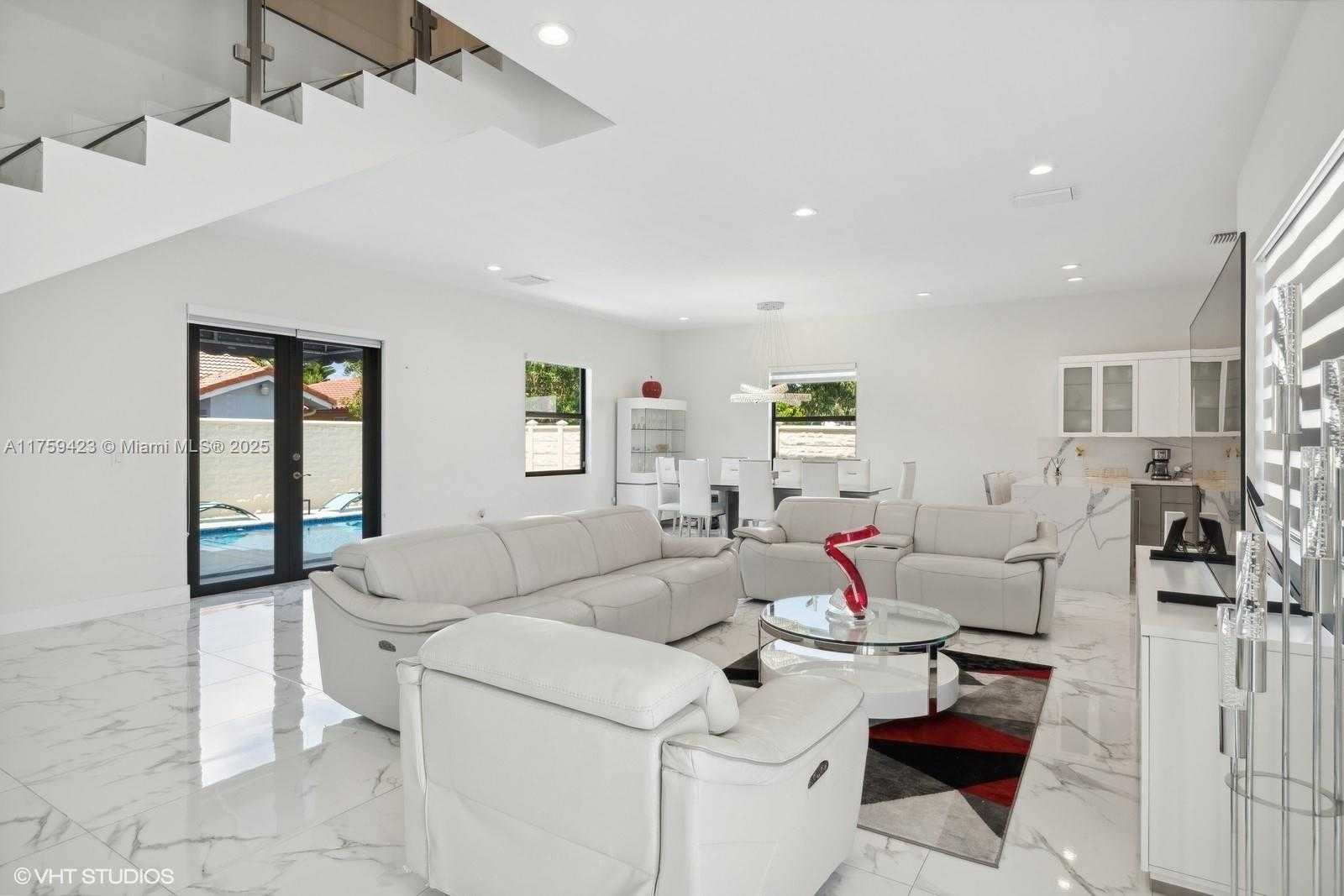 Small Image of 13331 SOUTH WEST 41ST ST, Miami Number 3