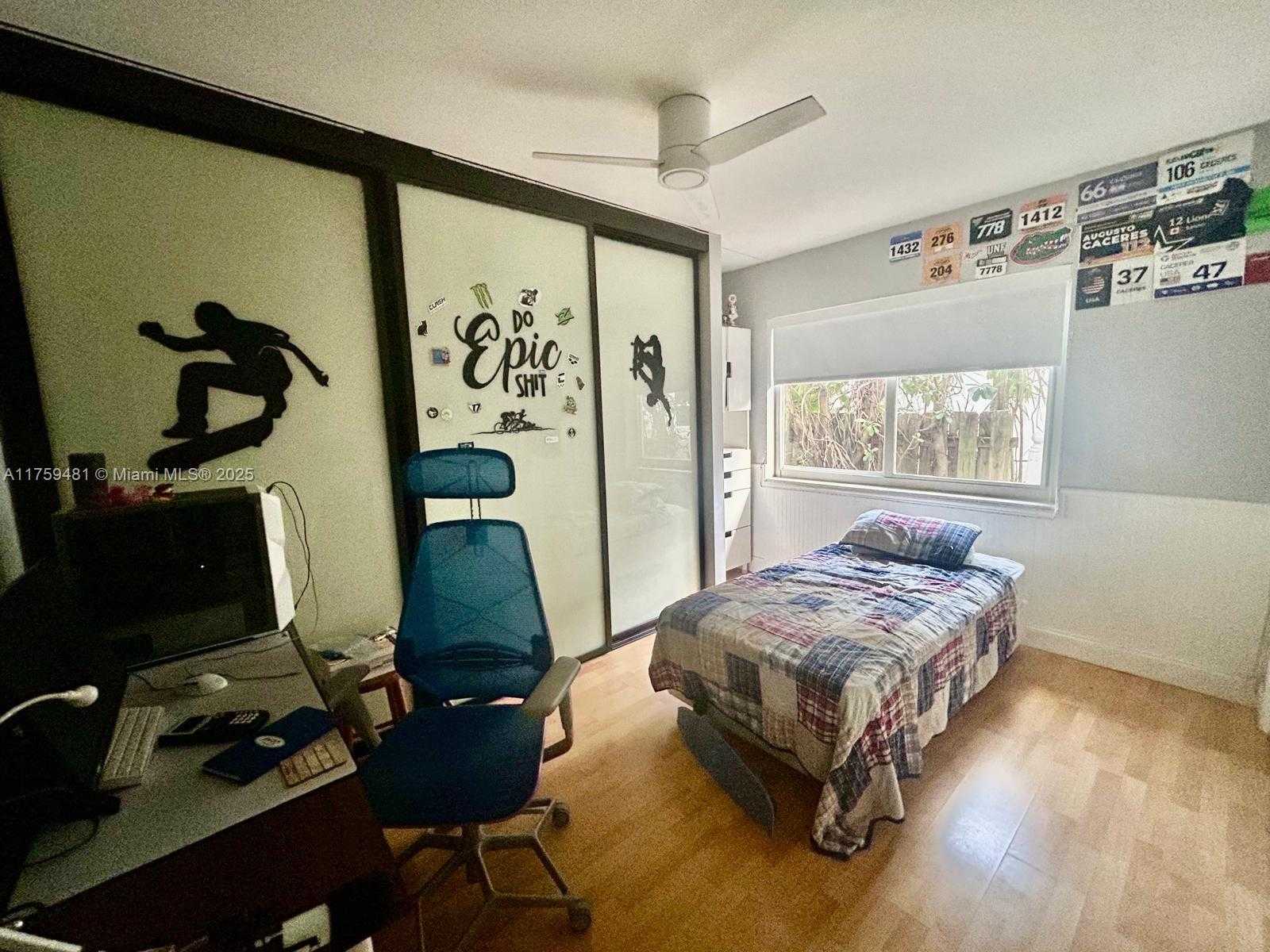 Small Image of 8859 EMERSON AVE, Surfside Number 16