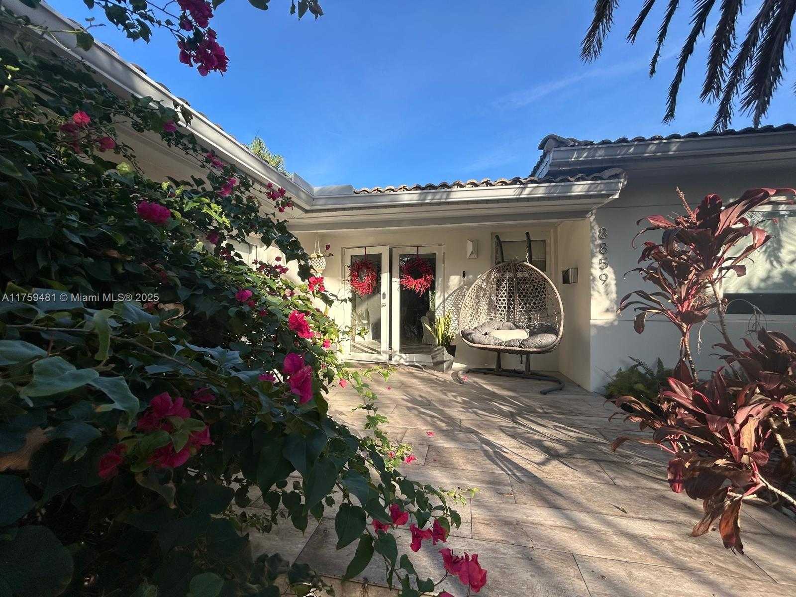 Small Image of 8859 EMERSON AVE, Surfside Number 22