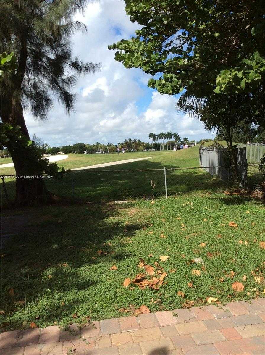 Small Image of 401 SOUTH SHORE DR, Miami Beach Number 5