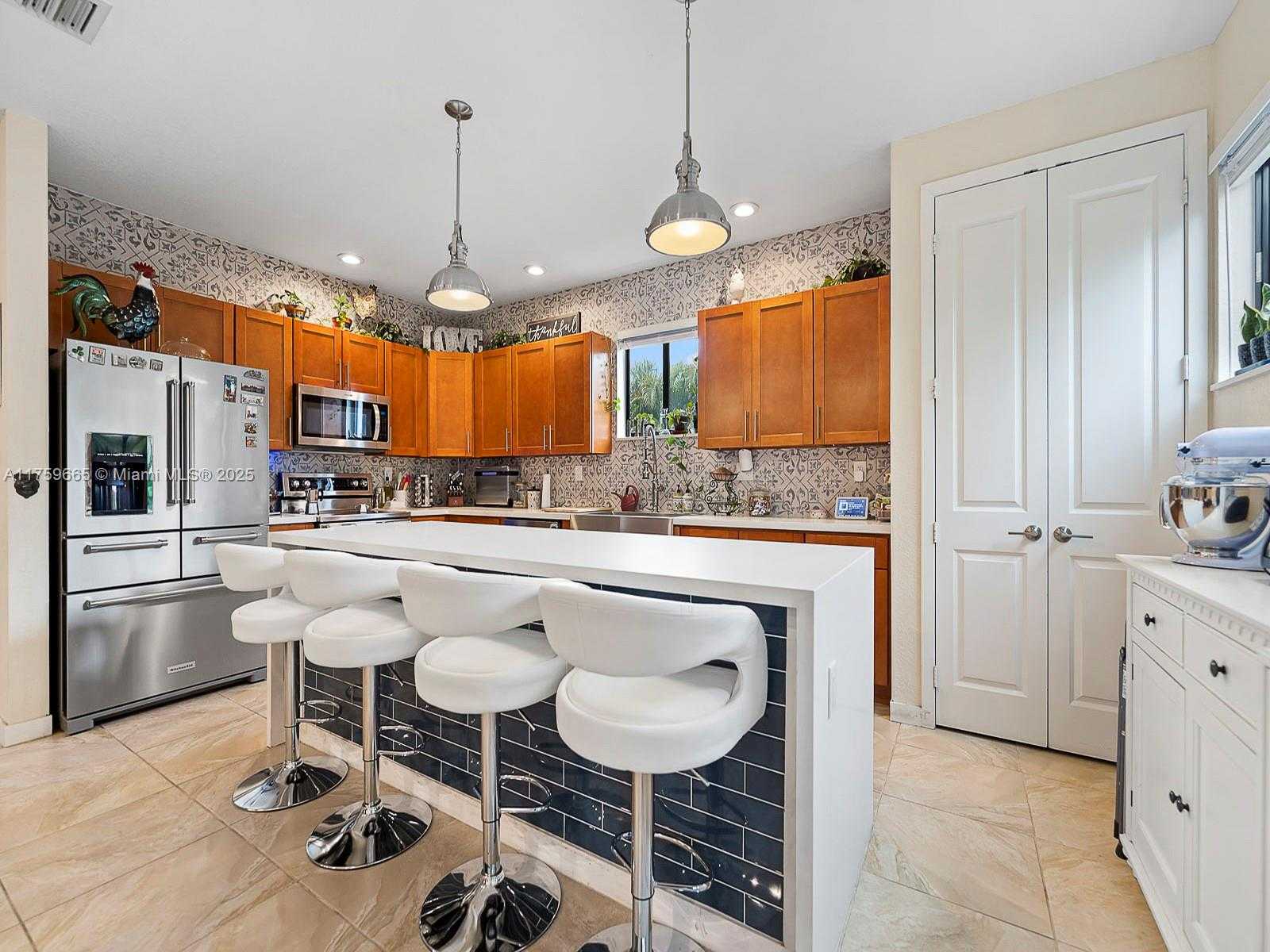 Small Image of 16820 SOUTH WEST 109TH PL, Miami Number 18