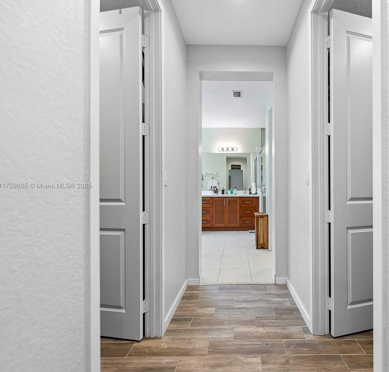 Small Image of 16820 SOUTH WEST 109TH PL, Miami Number 28