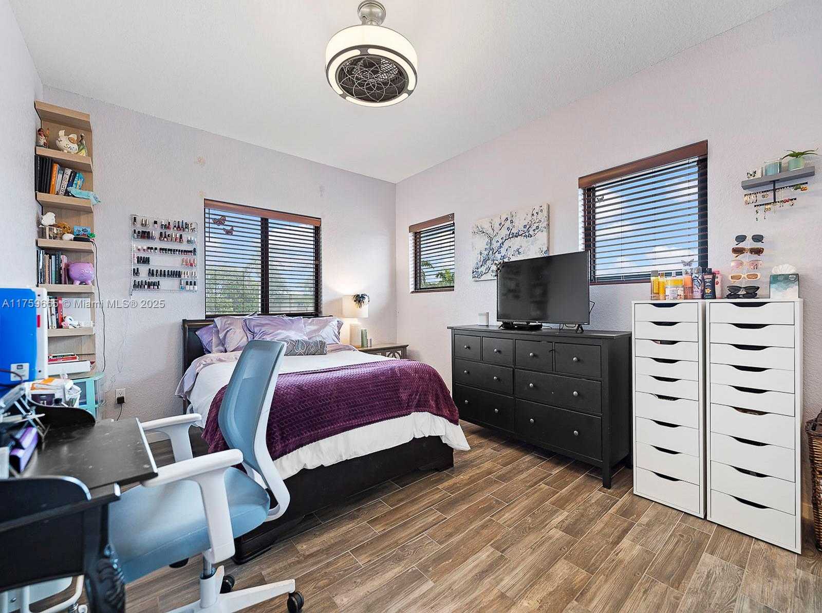 Small Image of 16820 SOUTH WEST 109TH PL, Miami Number 35