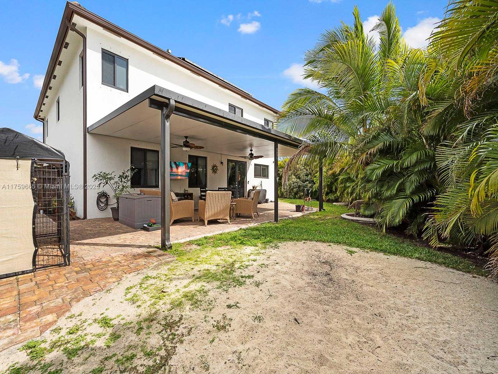 Small Image of 16820 SOUTH WEST 109TH PL, Miami Number 52