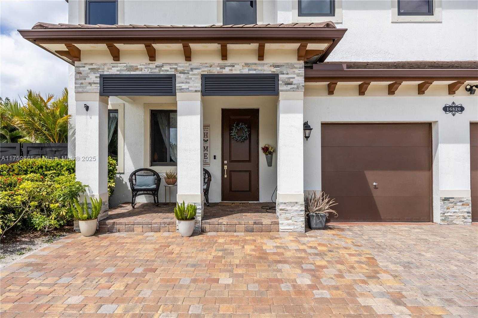 Small Image of 16820 SOUTH WEST 109TH PL, Miami Number 6