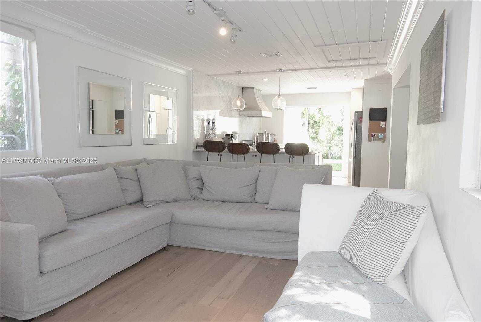 Small Image of 463 WEST 62ND ST, Miami Beach Number 12