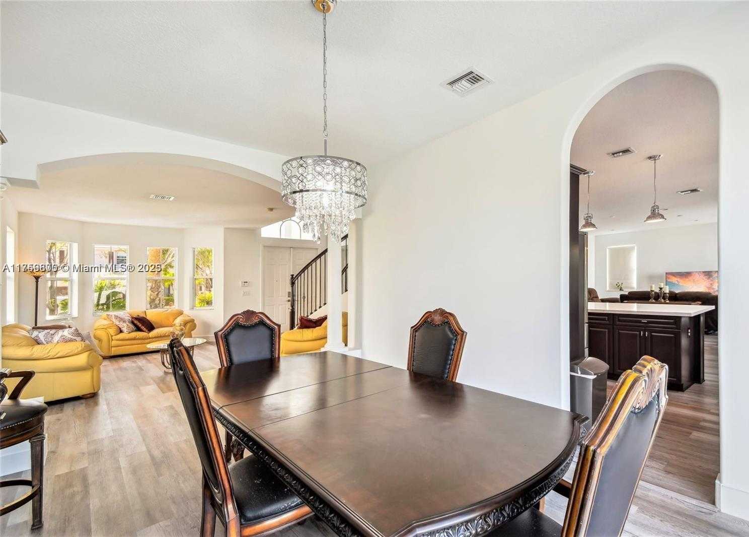 Small Image of 4951 SOUTH WEST 158TH AVE, Miramar Number 13