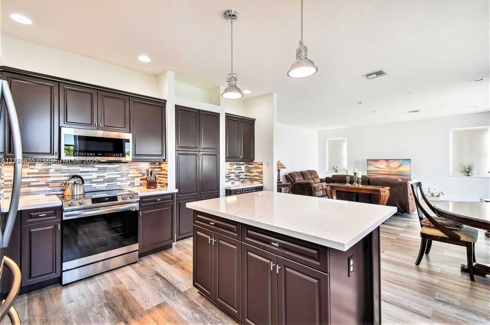 Small Image of 4951 SOUTH WEST 158TH AVE, Miramar Number 14