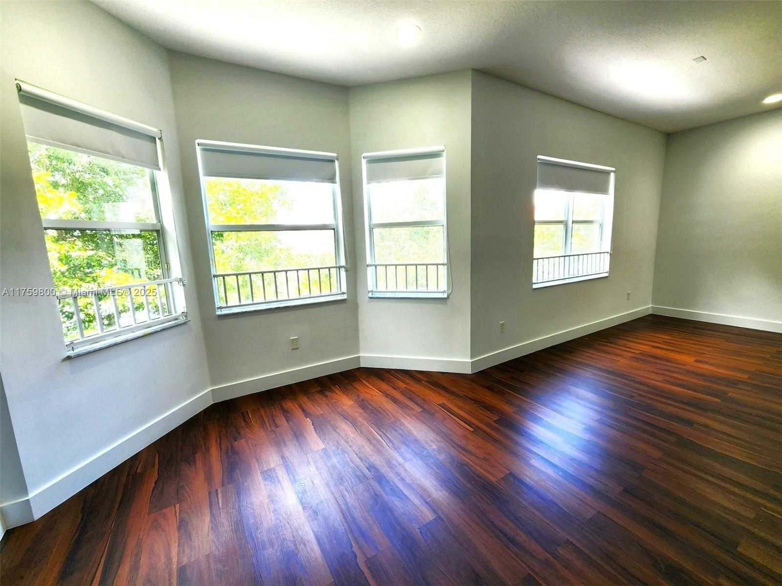 Small Image of 4951 SOUTH WEST 158TH AVE, Miramar Number 32