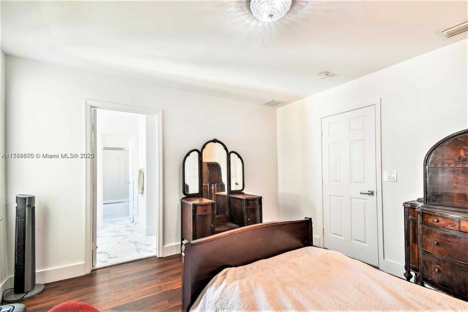 Small Image of 4951 SOUTH WEST 158TH AVE, Miramar Number 54