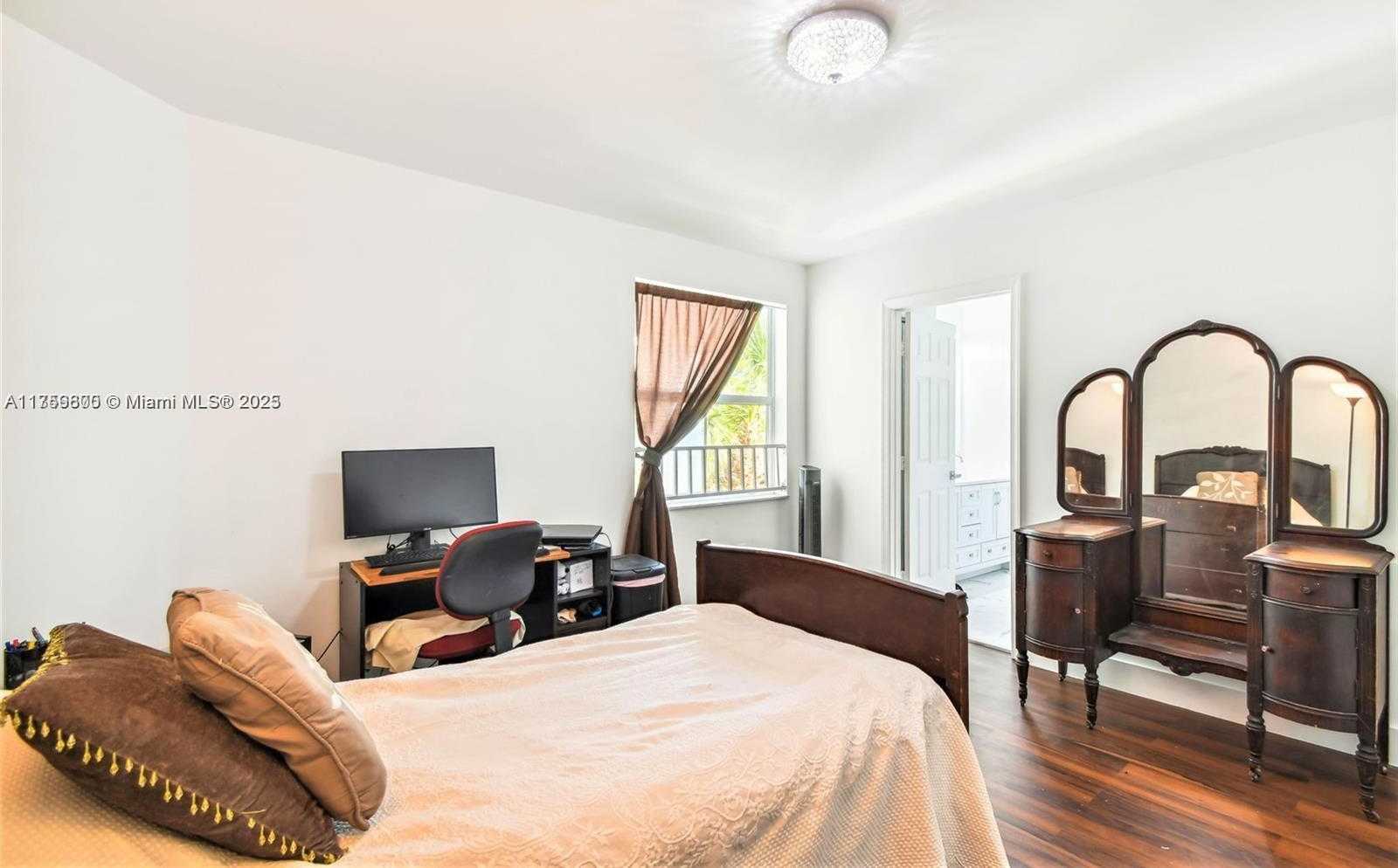 Small Image of 4951 SOUTH WEST 158TH AVE, Miramar Number 56