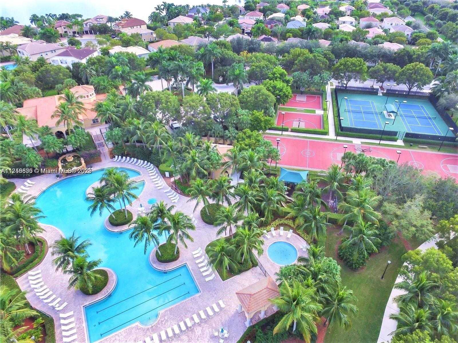 Small Image of 4951 SOUTH WEST 158TH AVE, Miramar Number 75