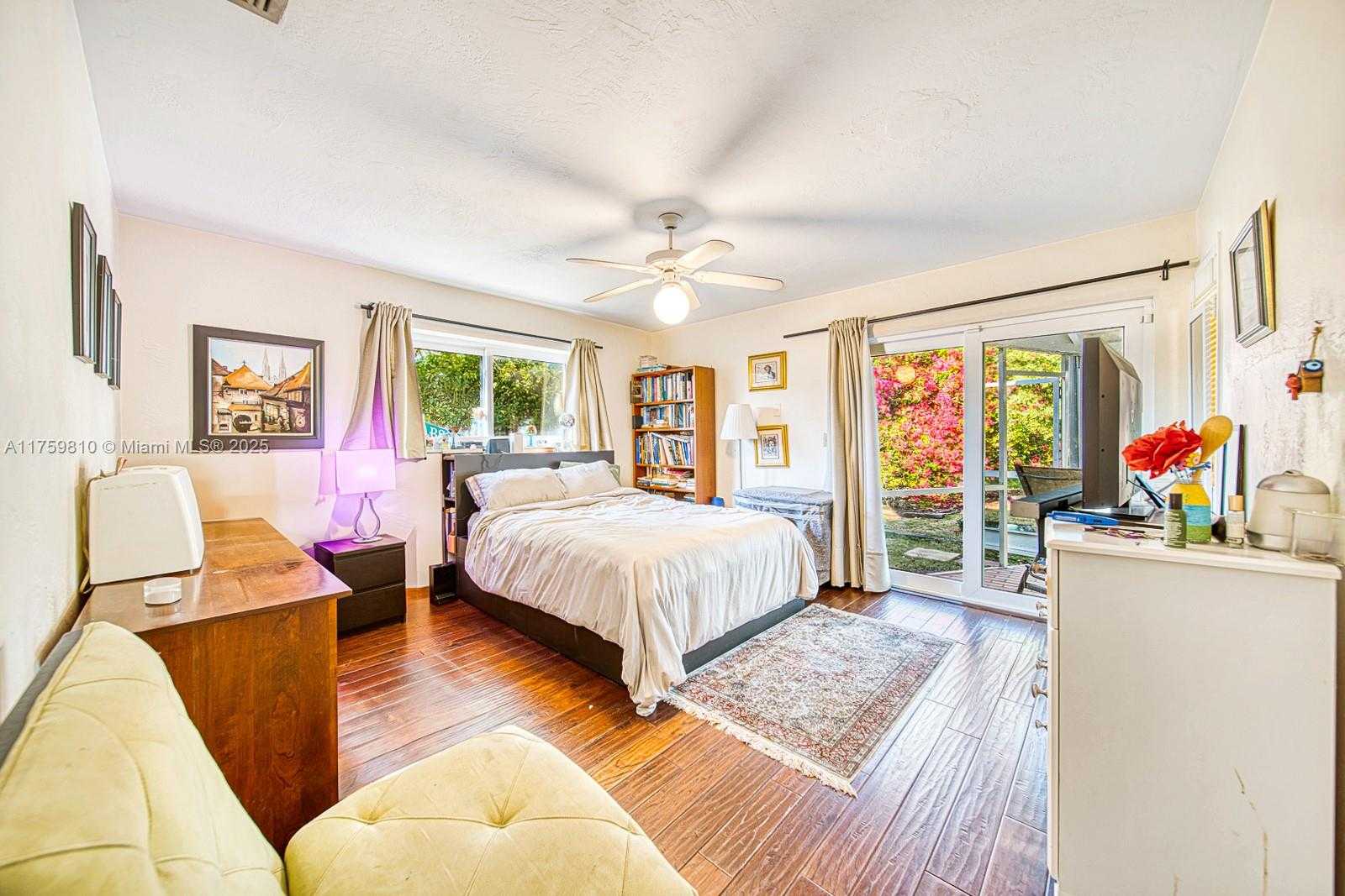 Small Image of 13700 SOUTH WEST 74TH CT, Palmetto Bay Number 20