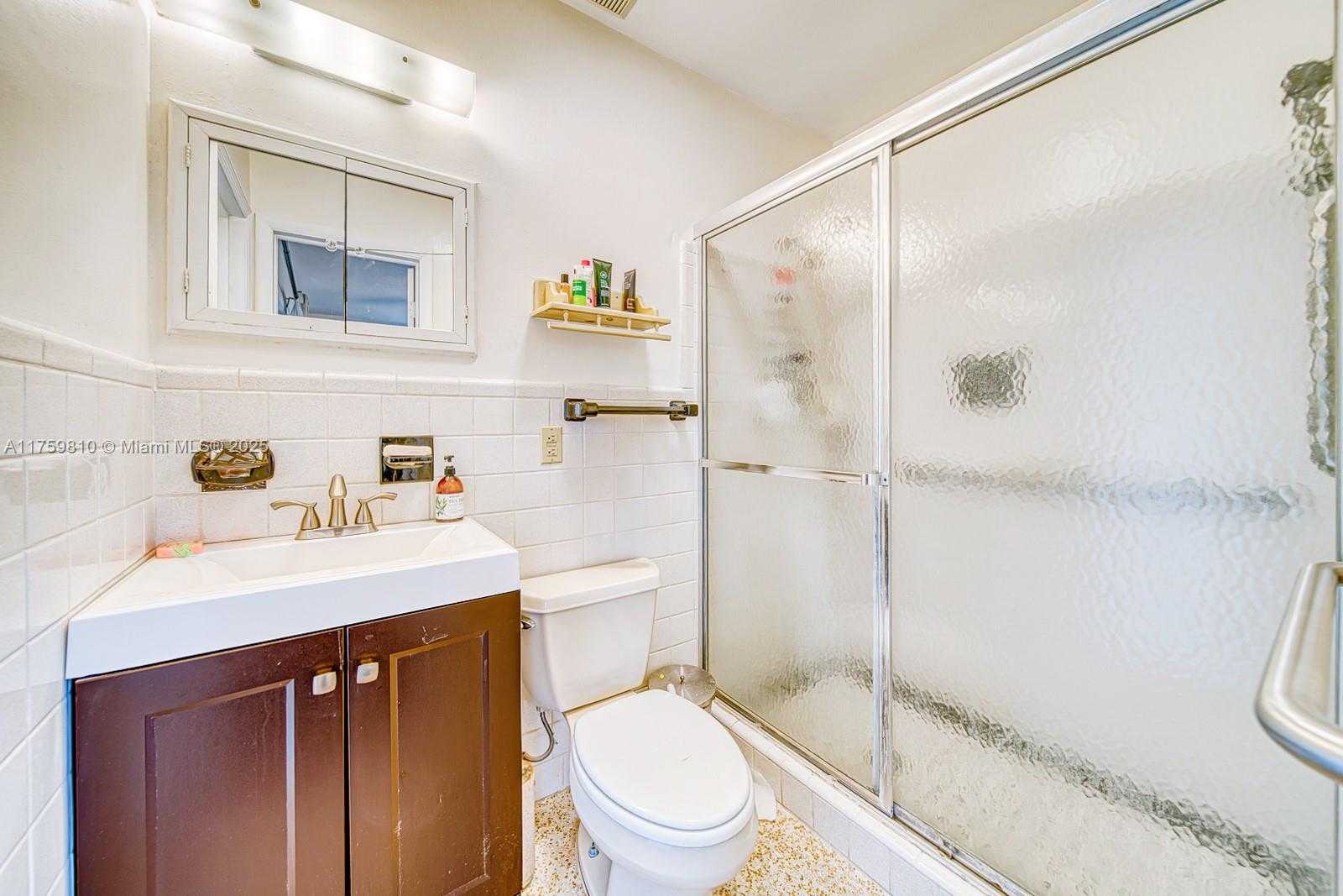 Small Image of 13700 SOUTH WEST 74TH CT, Palmetto Bay Number 22