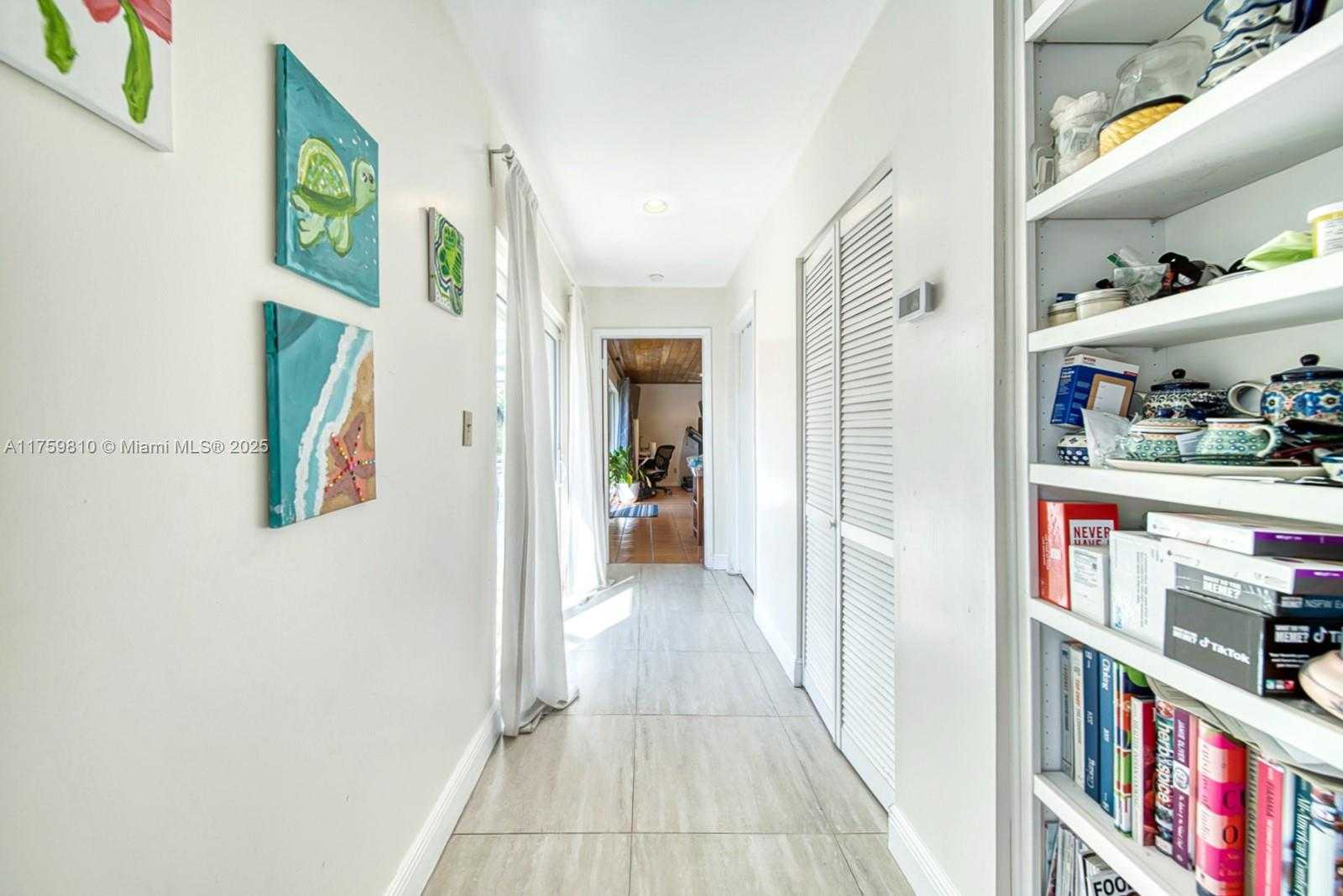 Small Image of 13700 SOUTH WEST 74TH CT, Palmetto Bay Number 29
