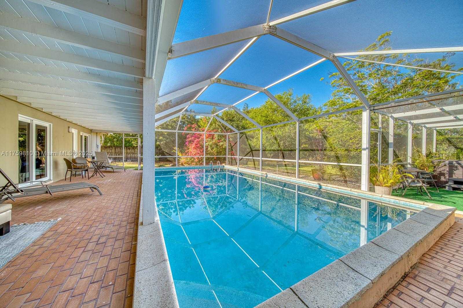 Small Image of 13700 SOUTH WEST 74TH CT, Palmetto Bay Number 31