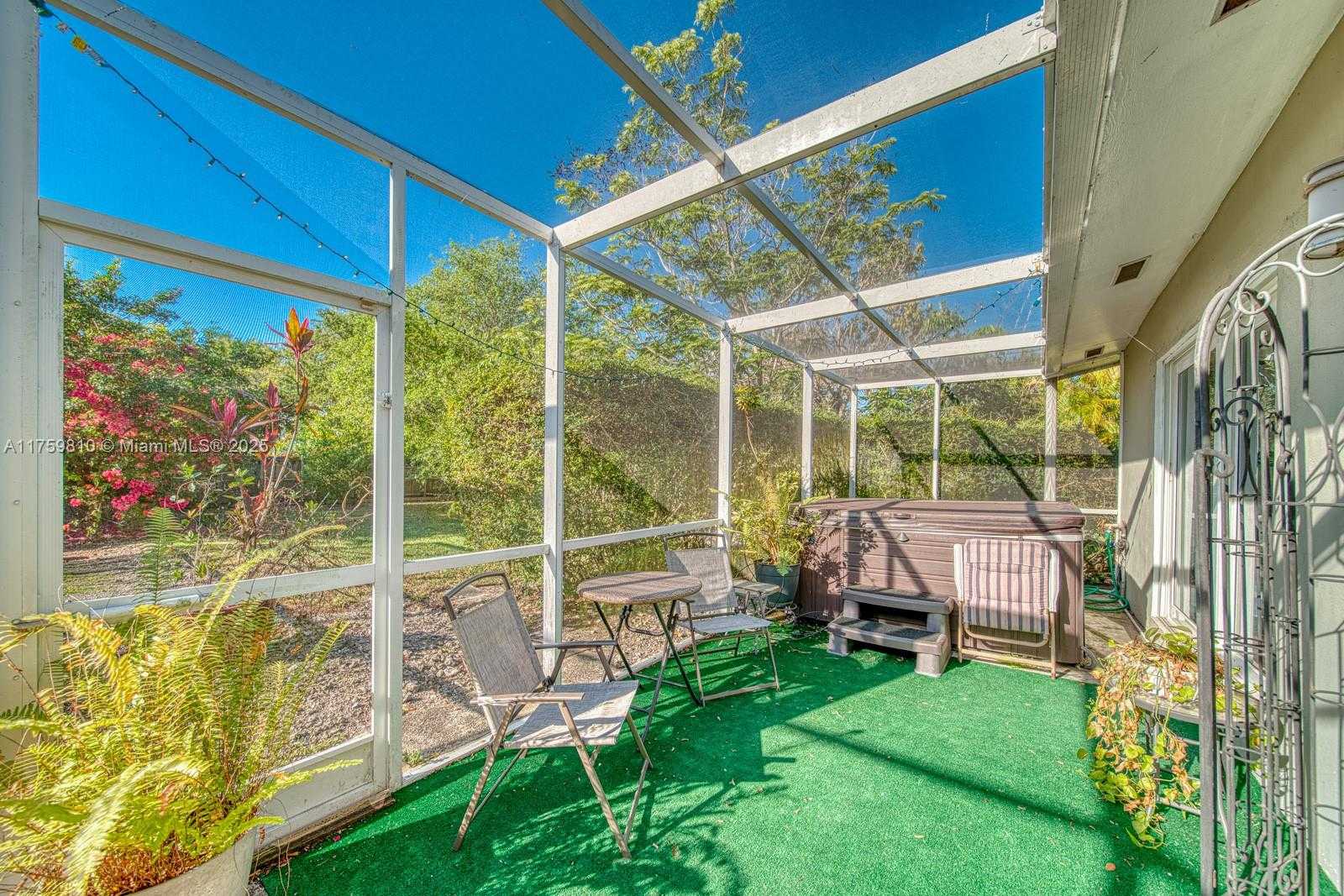 Small Image of 13700 SOUTH WEST 74TH CT, Palmetto Bay Number 36