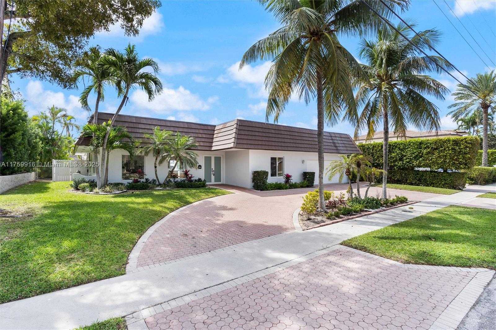 Small Image of 2680 NORTH EAST 47TH ST, Lighthouse Point Number 30