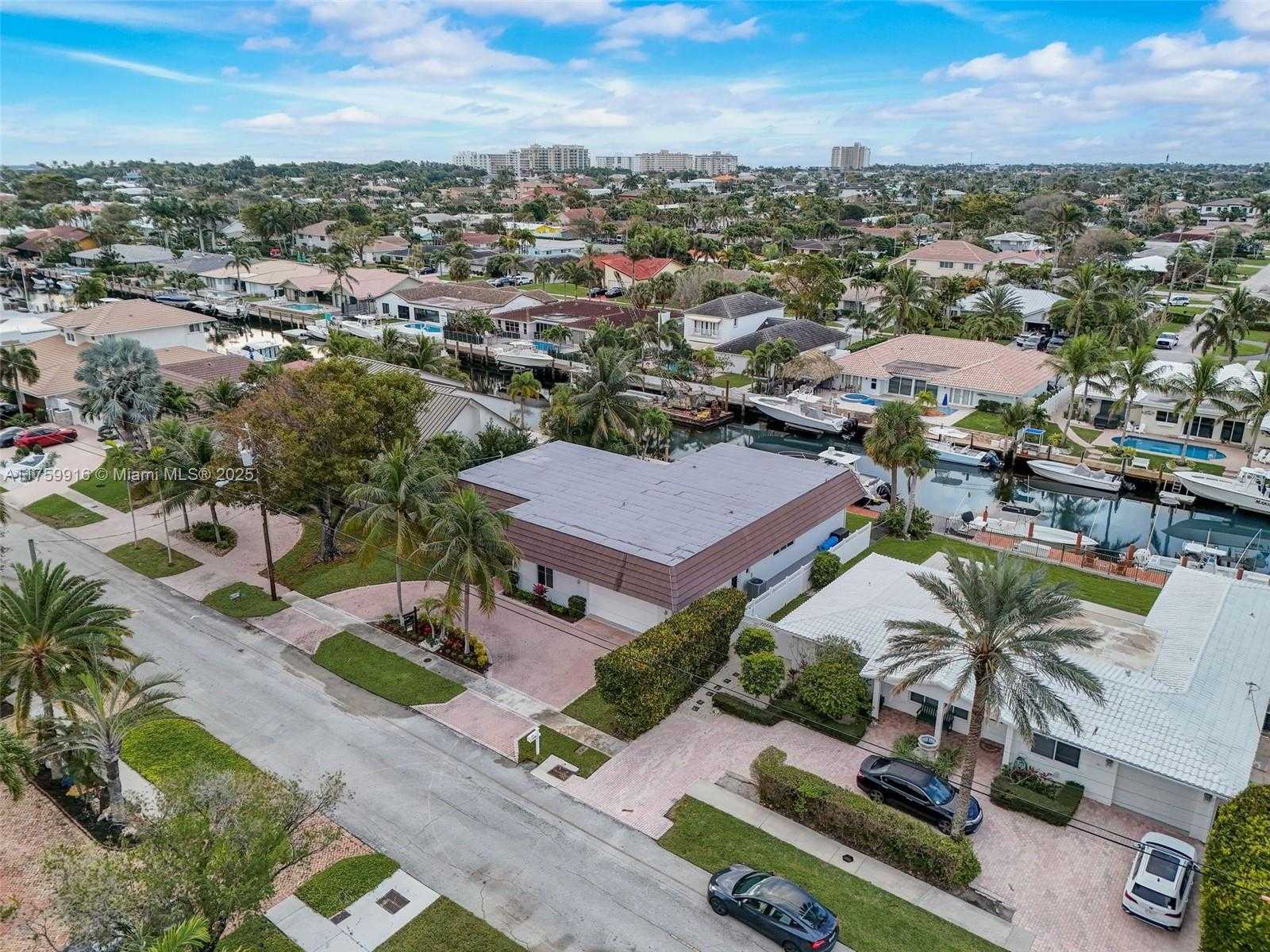 Small Image of 2680 NORTH EAST 47TH ST, Lighthouse Point Number 32