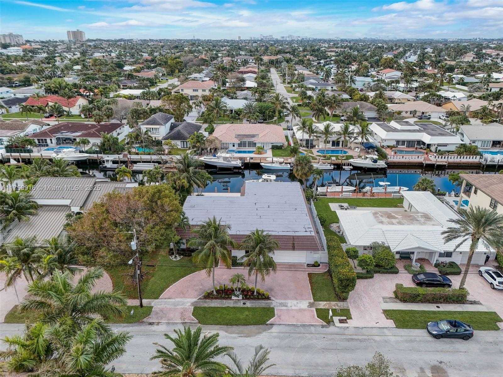 Small Image of 2680 NORTH EAST 47TH ST, Lighthouse Point Number 34