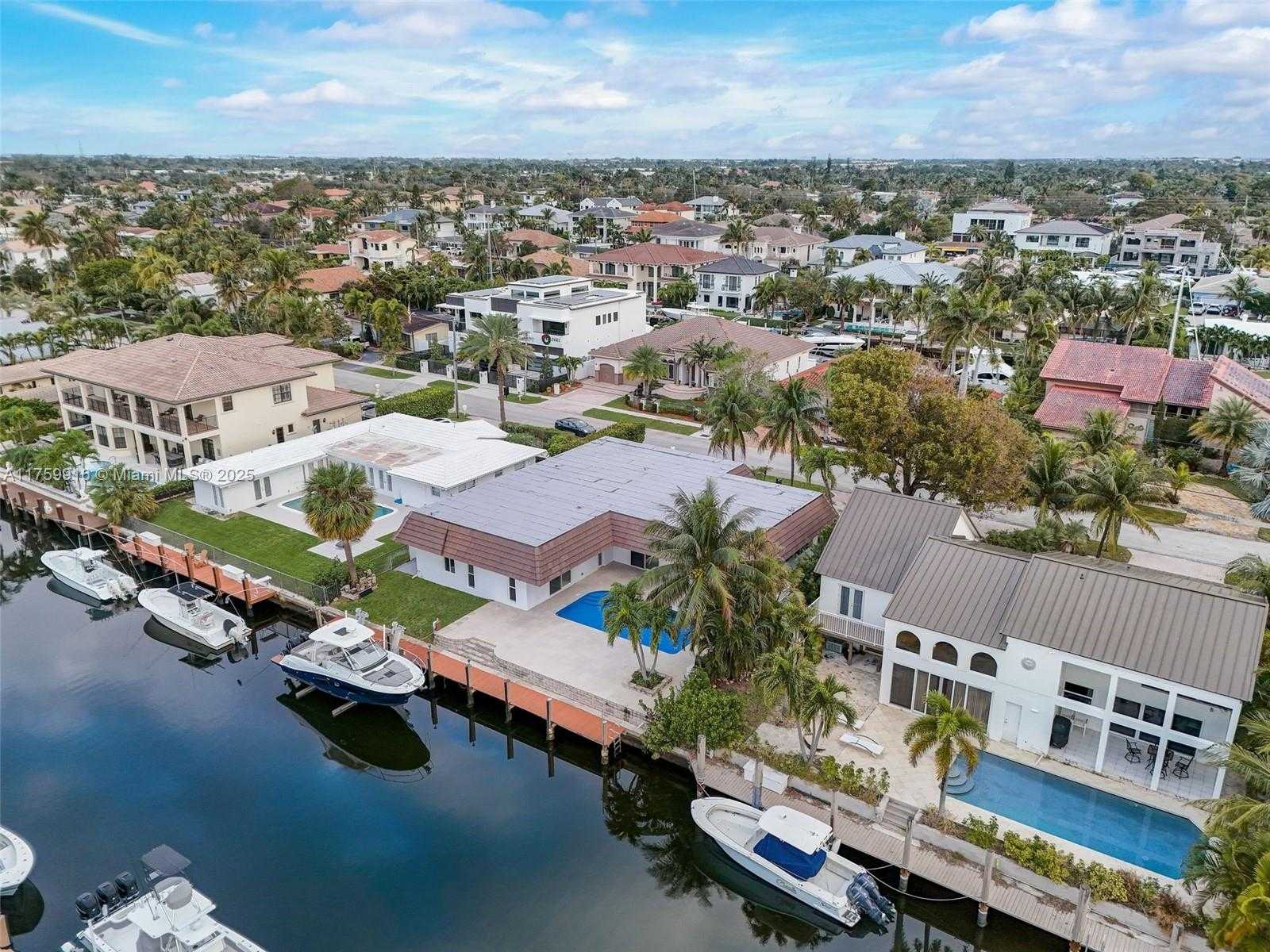 Small Image of 2680 NORTH EAST 47TH ST, Lighthouse Point Number 37