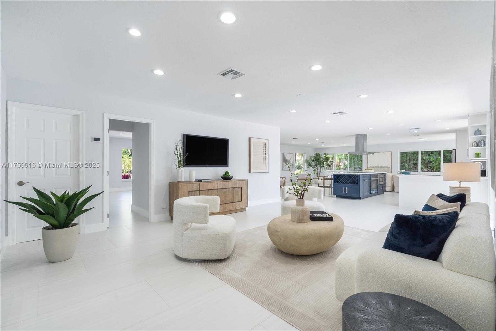 Small Image of 2680 NORTH EAST 47TH ST, Lighthouse Point Number 9