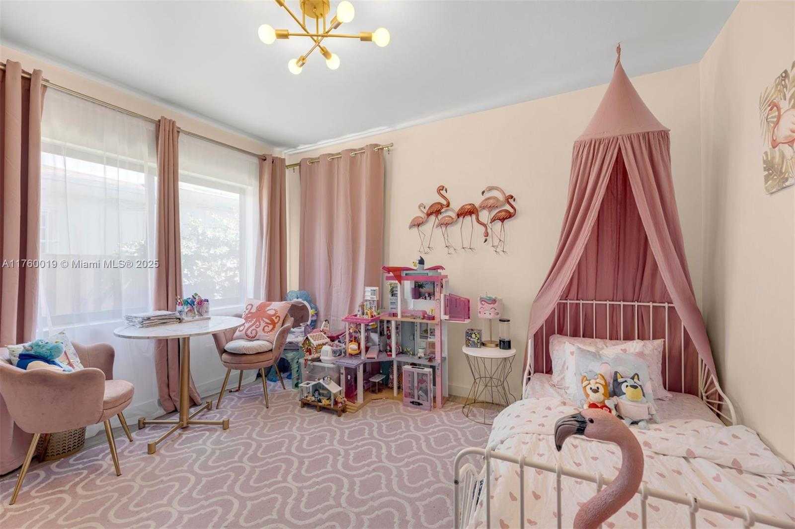 Small Image of 1370 71ST ST, Miami Beach Number 17