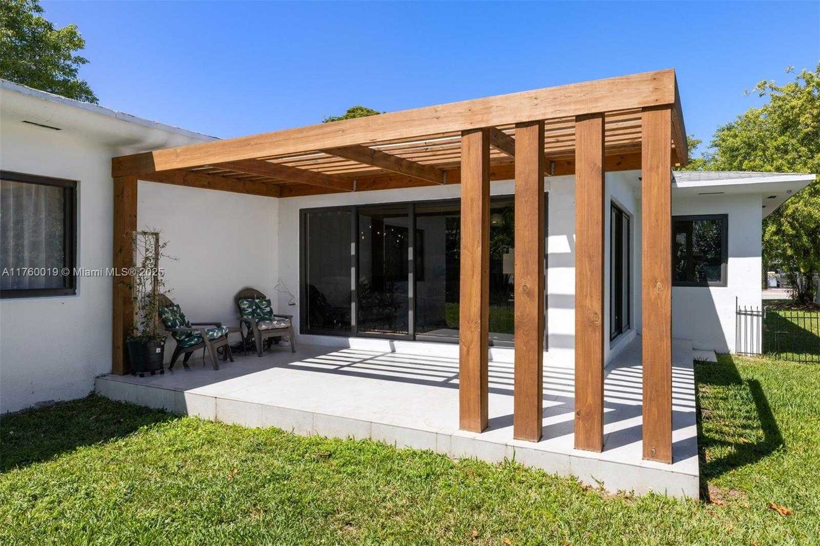 Small Image of 1370 71ST ST, Miami Beach Number 27